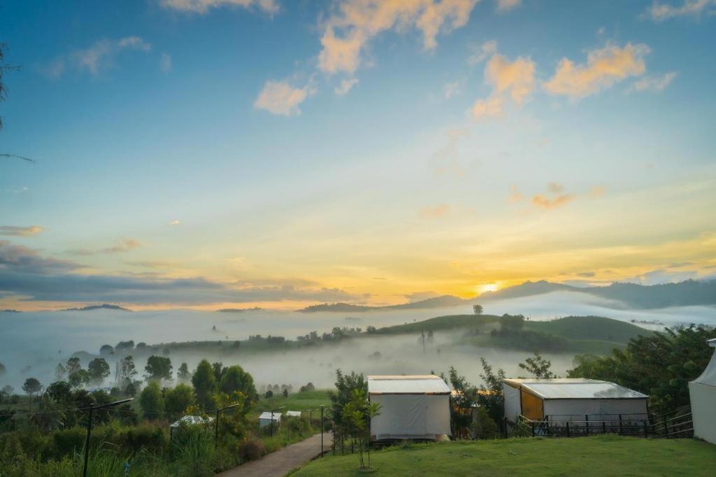 Thunwa The Campsite Khao Kho Bagian luar foto